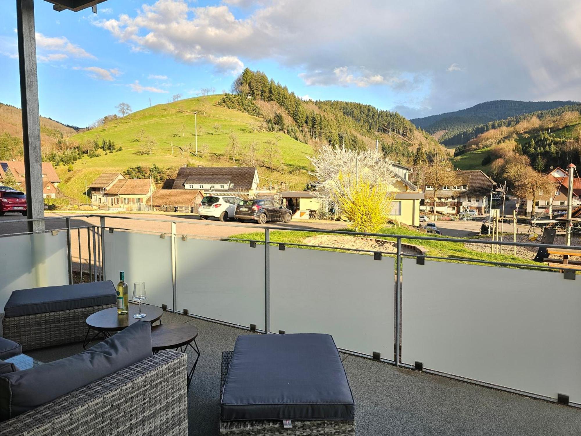 Design-Apartment I Black Forest I Boxspring I Nespresso I Spielplatz Oberharmersbach Bagian luar foto